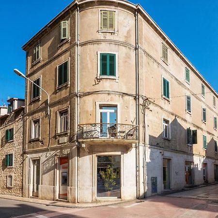 Apartment Queen Teuta In The Heart Of Split Historical Heritage Exterior photo