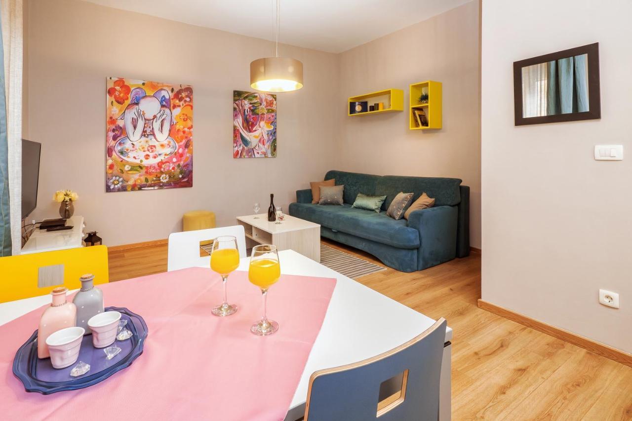 Apartment Queen Teuta In The Heart Of Split Historical Heritage Exterior photo